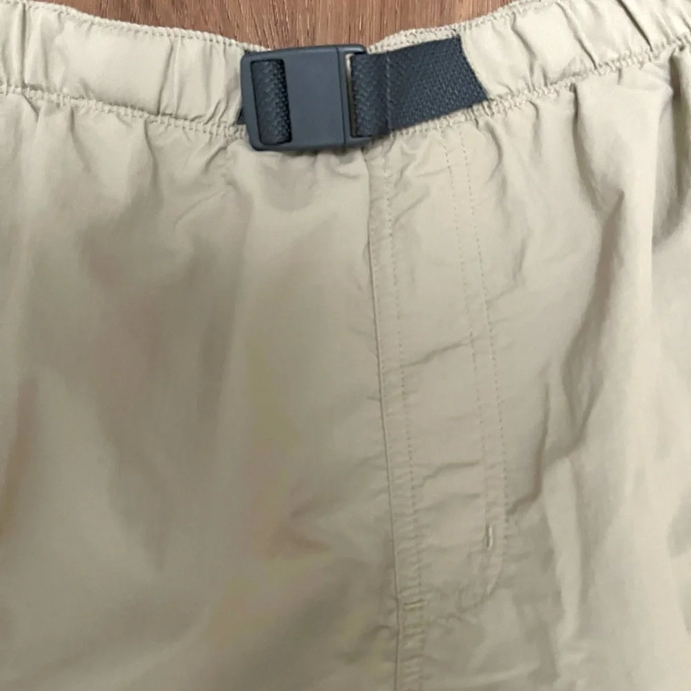 Columbia lightweight breathable